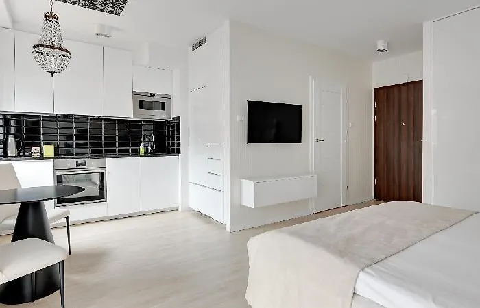 Apartments Chmielna Park By Noclegi Renters شقة غدانسك