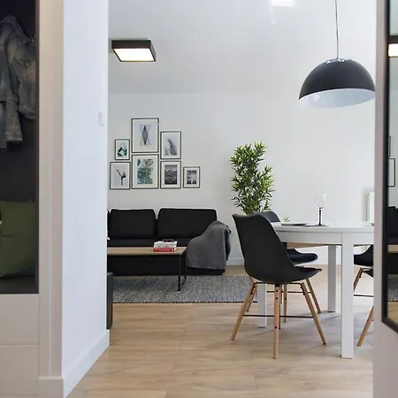 Chmielna Park By Renters Daire *