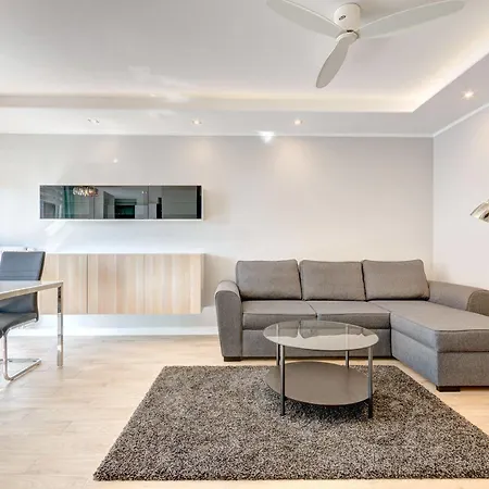 Apartment Apartments Chmielna Park By Noclegi Renters